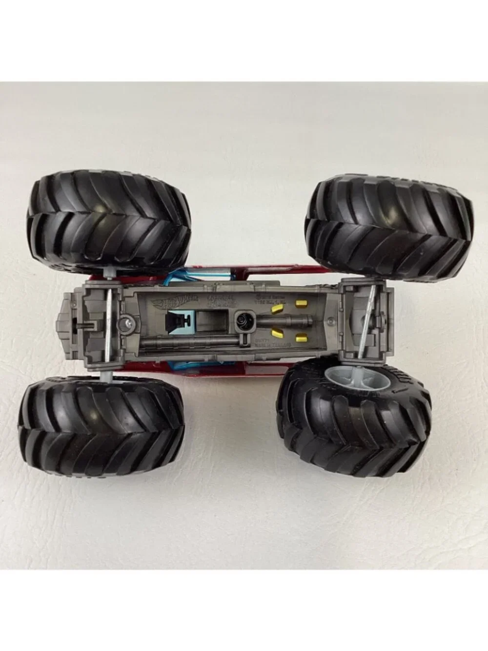 Hot Wheels Racing Monster Truck Red Pickup Diecast Large 1:24 Toy 2015 Mattel